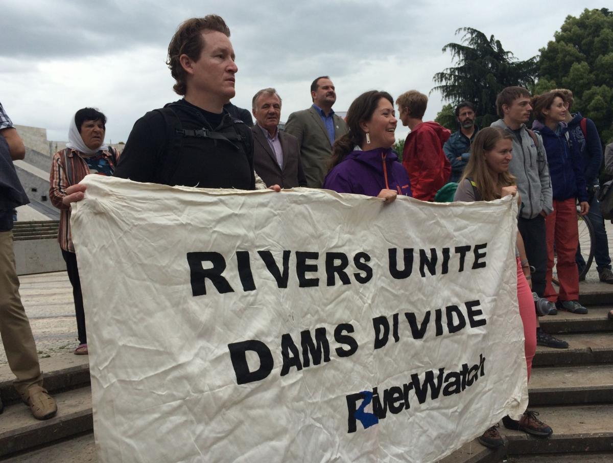 “Rivers unite, Dams divide” © RiverWatch