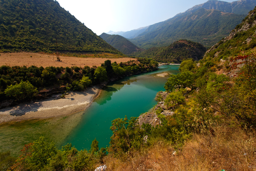  Vjosa River scenery. Photo: Goran Šafarek