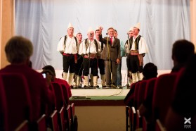 Day 29: The famous Albanian singer Golik also welcomed the kayakers with his iso-polyphonic vocal group