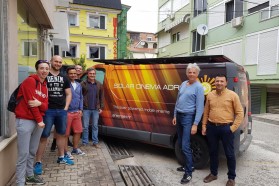 Currently, the bus is touring the Vjosa valley to screen the film in affected communities of projected dams. Albania has an enormous potential for solar power. The Vjosa doesn’t need to be destroyed for energy – there are green alternatives! From left to right: Karlo, Tomislav, Marko, Juraj (VIA SOLIS TEAM) Luis Costa (MAVA Foundation), Ulrich Eichelmann (Riverwatch, Save the Blue Heart of Europe), Olsi Nika (EcoAlbania, Save the Blue Heart of Europe)